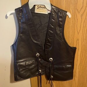 VINTAGE black leather vest!!! Like new!!